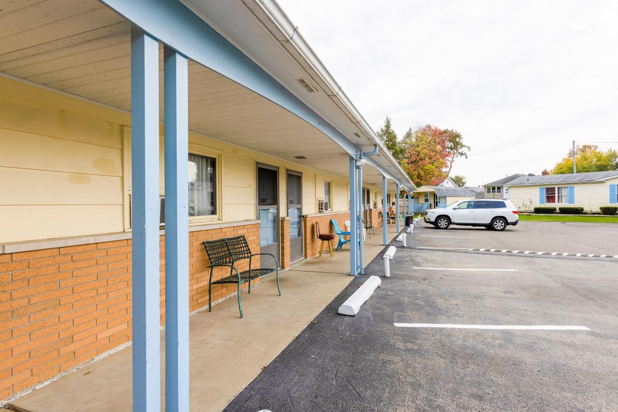 Parkside Motel By Oyo Meadville Conneaut Lake Conneaut Lakeshore Bagian luar foto