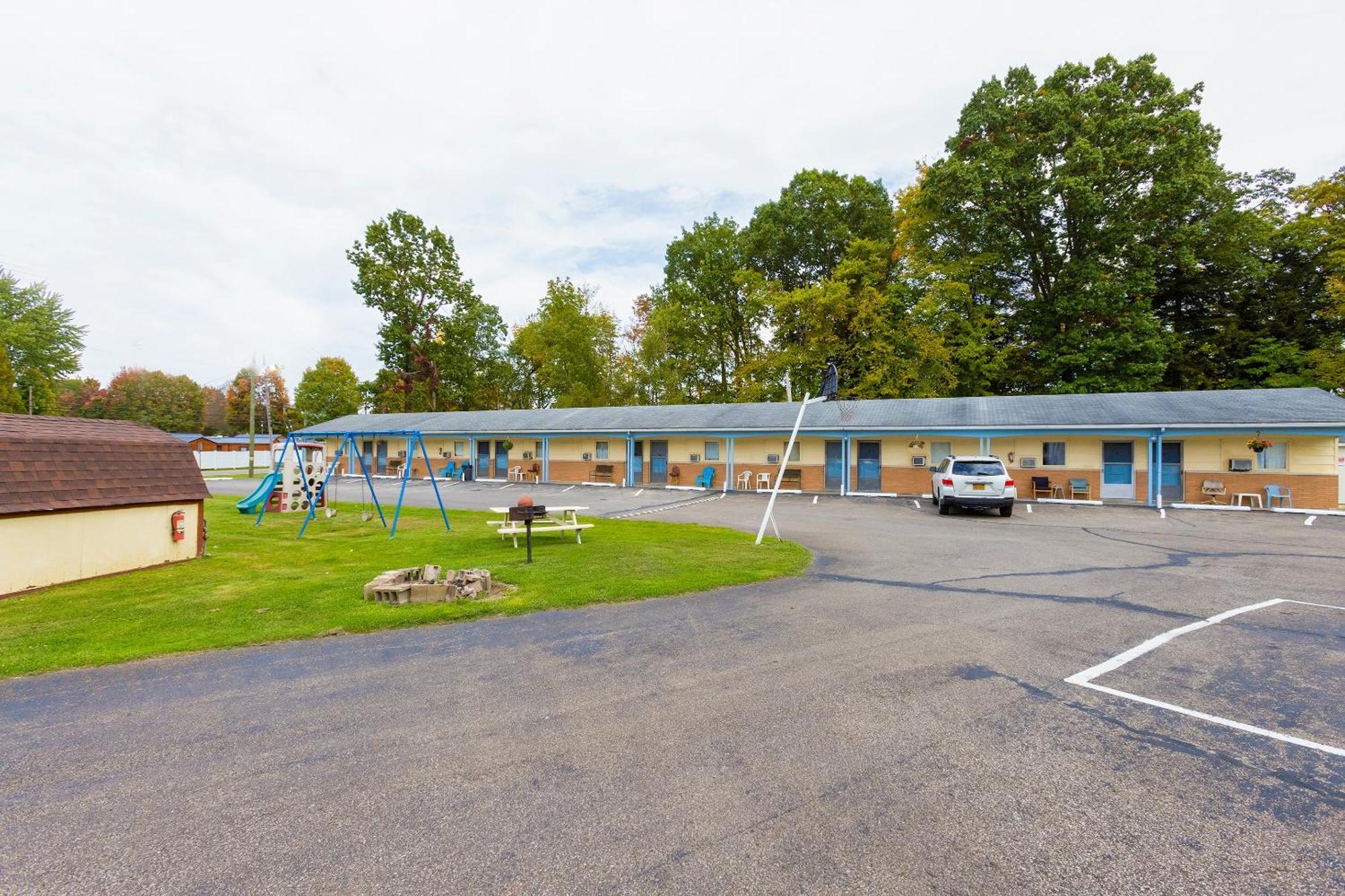Parkside Motel By Oyo Meadville Conneaut Lake Conneaut Lakeshore Bagian luar foto