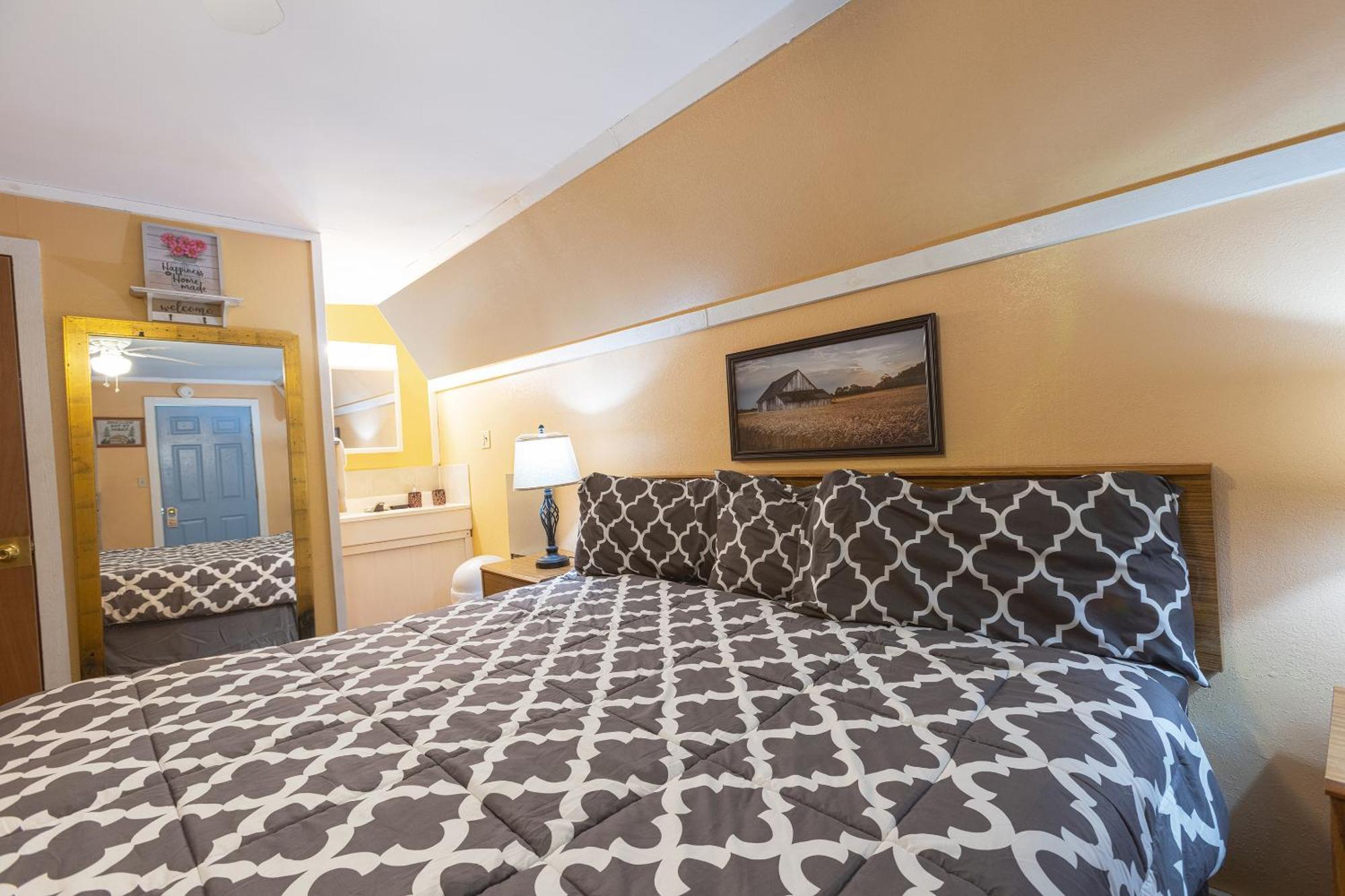 Parkside Motel By Oyo Meadville Conneaut Lake Conneaut Lakeshore Bagian luar foto
