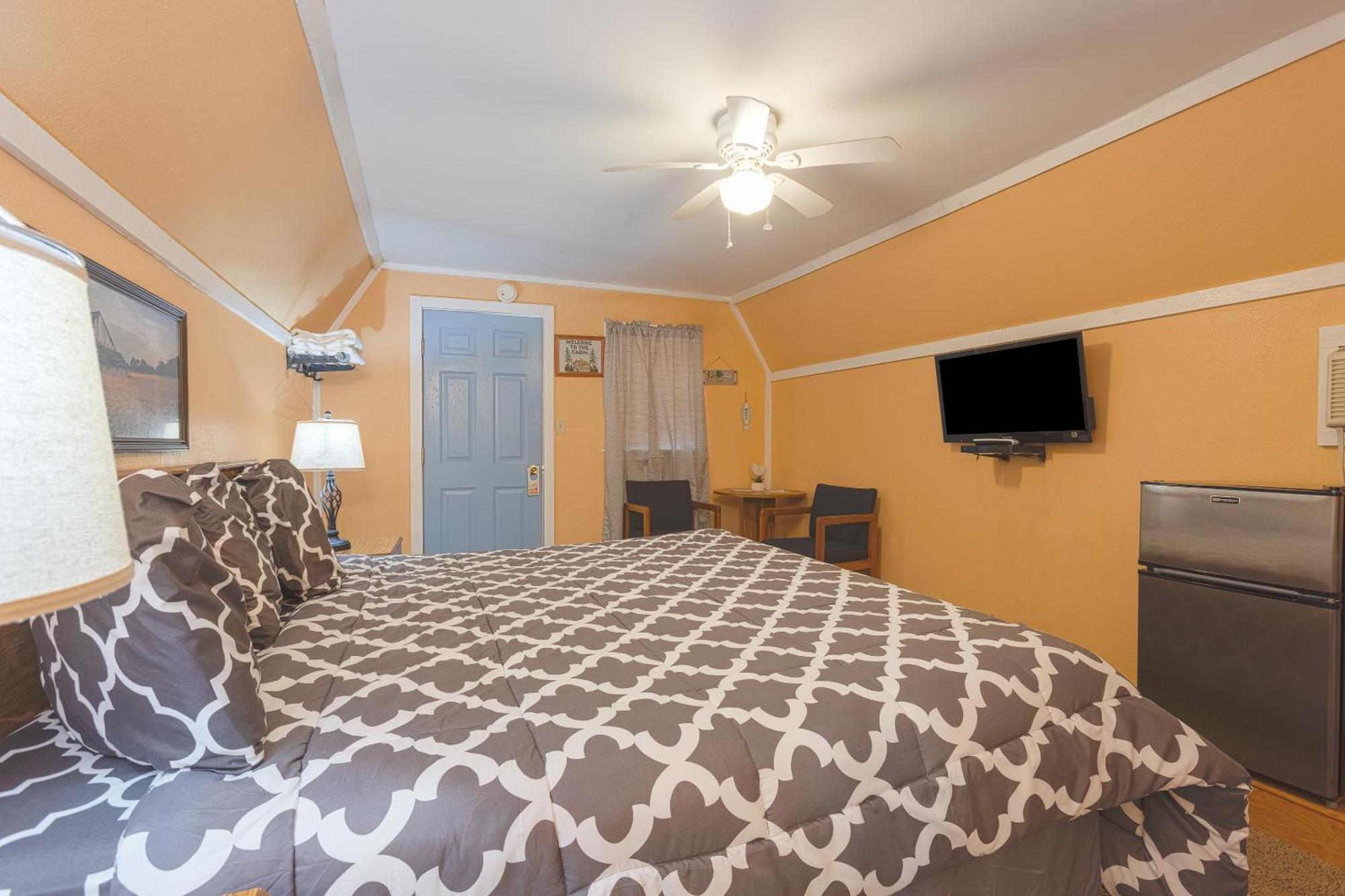 Parkside Motel By Oyo Meadville Conneaut Lake Conneaut Lakeshore Bagian luar foto